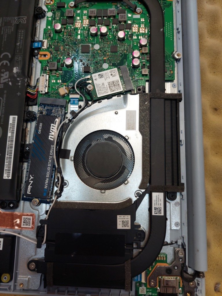 laptop-hardware-clean_20240302-sled.jpg