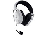 Описание и цена на нов звуков компонент - слушалки с микрофон Razer BlackShark V3 white RZ04-05410400-R3M1