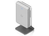 Описание и цена на AP Ubiquiti Точка за достъп U7-Pro-Wall, WiFi 7, 1x2.5GbE, 6 GHz, без PoE адапт., стена