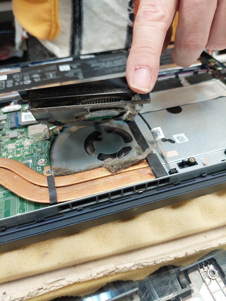 notebook-hardware-clean-20240302-2.jpg