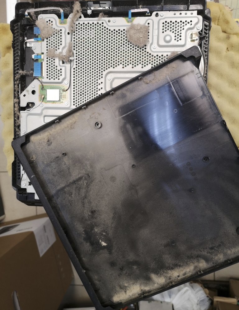 PlayStation4Pro-hwclean-0341.jpg