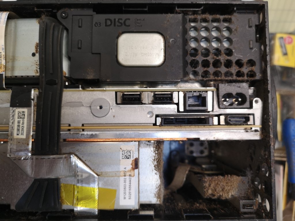 XboxSeriesX-hardware-cleaning-643.jpg