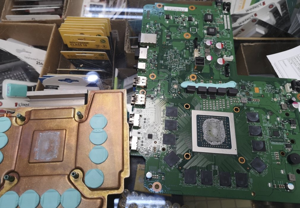 XboxOneX-hardware-cleaning-5034.jpg