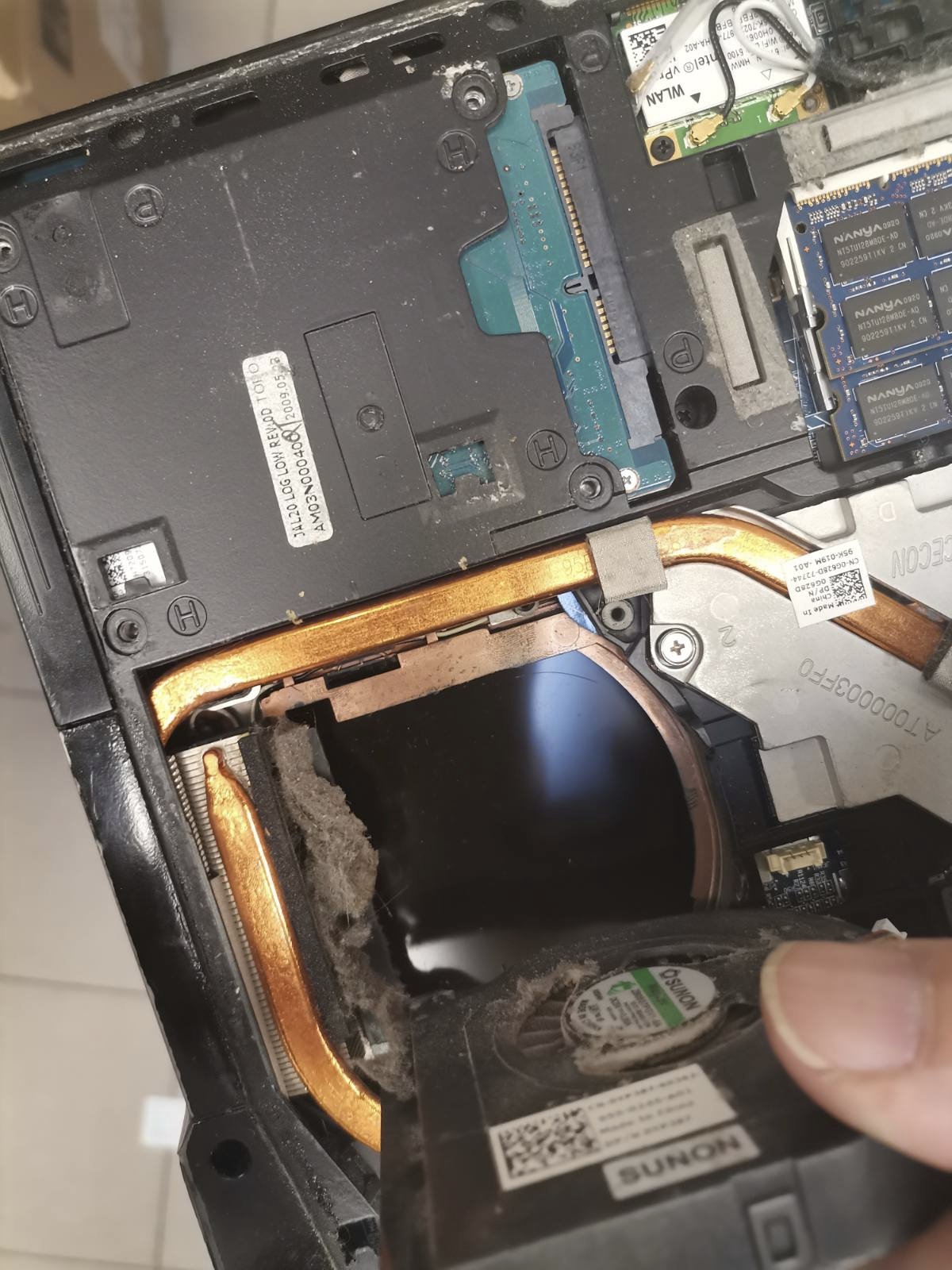 notebook-hardware-cleaning-HP-2.jpg